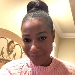 Meet your Posher, Nadia